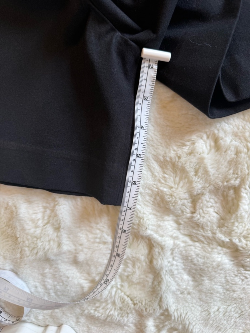 SPANX POLISHED SHORT CLASSIC BLACK STRETCH CHINO STYLE SIZE SMALL NWT - Picture 9 of 10